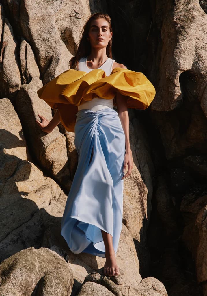 By Efrain Mogollon brand image