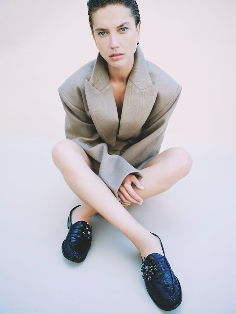 Lola Cruz brand image