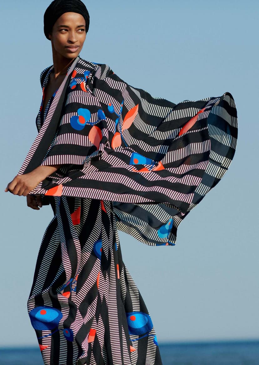 LOUISA PARRIS brand image